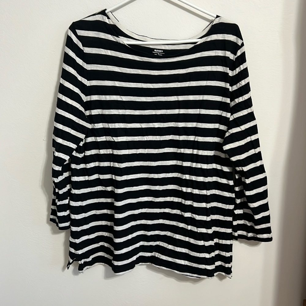 Old navy XL long sleeve striped shirt